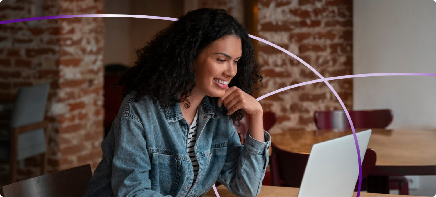 Woman Afroamerican business woman working on laptop